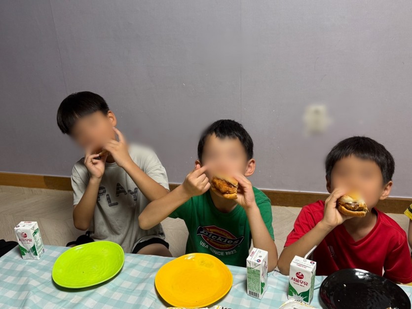 5b8981ec70acd4bc099549af67c021d7_1755611916_0463.jpg